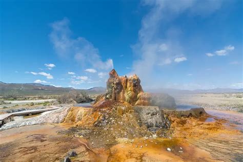Fotografia kotla Galan série Gejzír