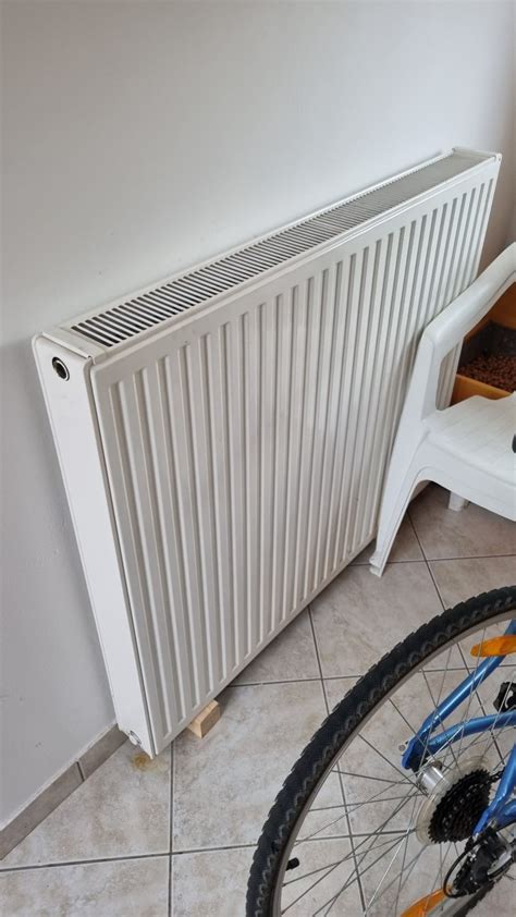 Detailný pohľad na štruktúru panelového radiátora Vogel & Noot typu 22K s bočným profilovaním