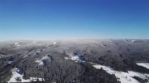Fotografia hmly nad krajinou