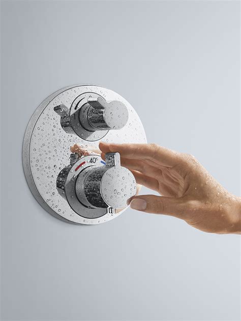Hansgrohe Ecostat E sprchový termostat v kúpeľni