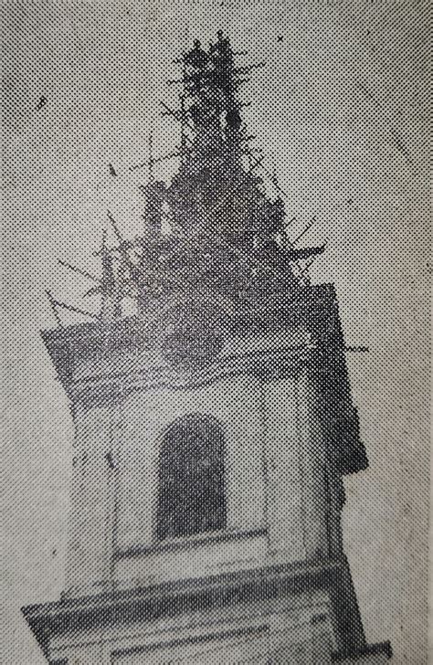 detailný pohľad na inštalačnú prepojovaciu sadu medzi nástenným kotlom a zásobníkom