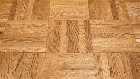 rôzne vzory dubových parkiet