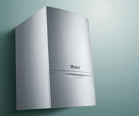 Fotografie závesných a stacionárnych kondenzačných kotlov pre porovnanie