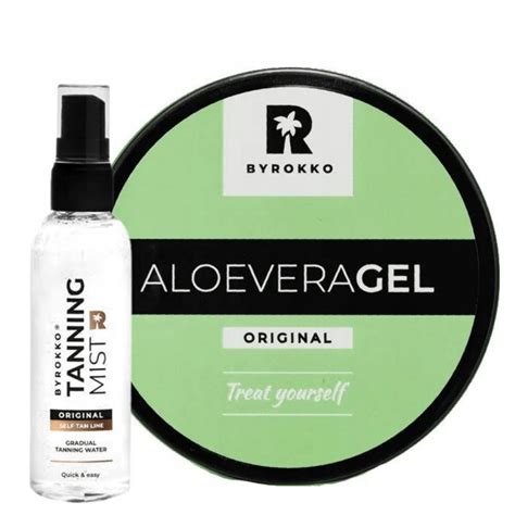 Tematické foto: žena používajúca ionizačný sprej na tvár