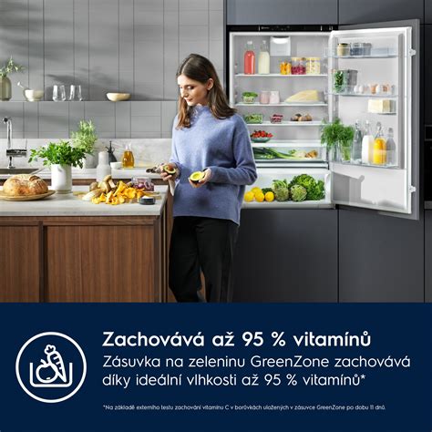 Ilustrácia interiéru modernej chladničky s technológiou No Frost