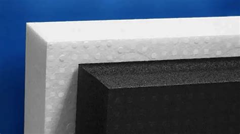 schéma porovnania izolačných vlastností materiálov EPP, Piocelan a polystyrén