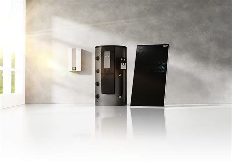 Detail interiéru domu so solárnym zásobníkom a kotlom