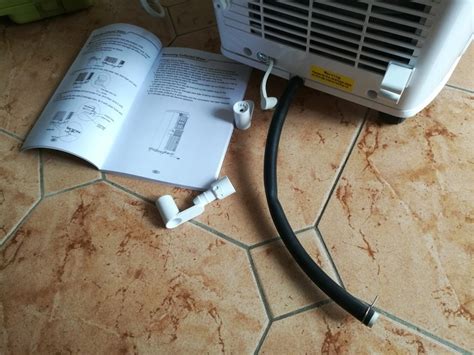 Detail vývodovej hadice mobilnej klimatizácie