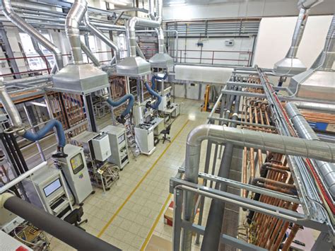 Fotografia modernej výrobnej linky Protherm v Skalici