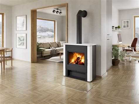 Ilustračný obrázok moderného krbu s teplovodným výmenníkom v interiéri