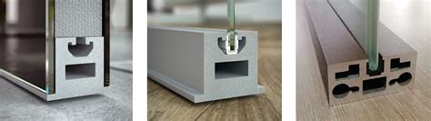 Detail rezu impregnovanou sadrokartónovou doskou do vlhkého prostredia.