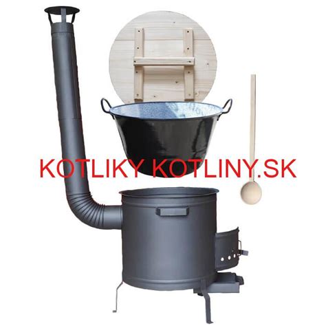 Ilustračná fotografia medeného kotlíka s kotlinou