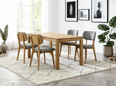 Ilustrácia správnej starostlivosti o drevený nábytok