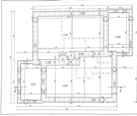 Ilustračný príklad zamerania obvodových rozmerov a okien/dverí budovy
