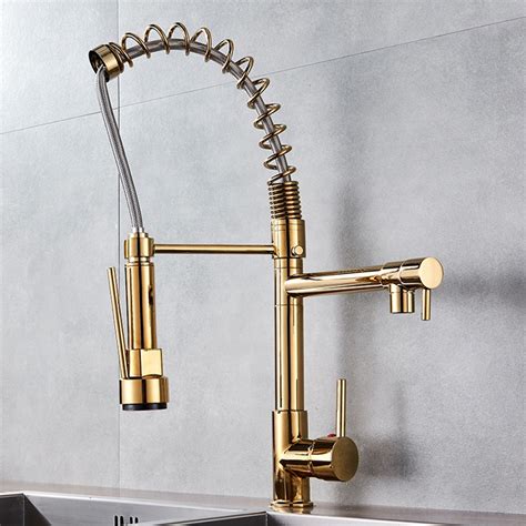 moderná drezová batéria