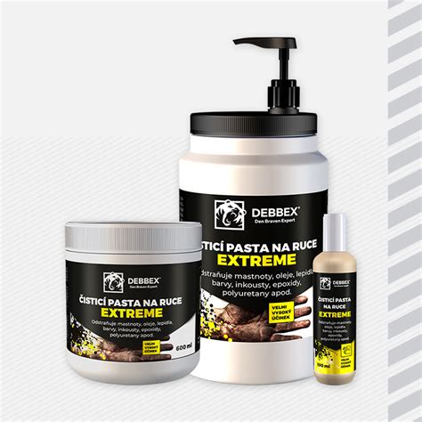 Detail upchatého chladiča s nahromadenými nečistotami a lístím.