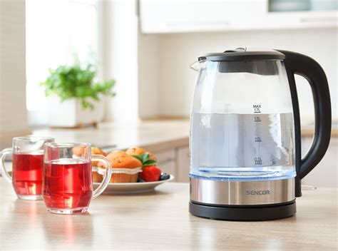 Interiér rýchlovarnej kanvice s vyznačeným termostatom