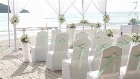 Ilustračná fotografia rôznych typov uzamykateľných krytov na termostaty