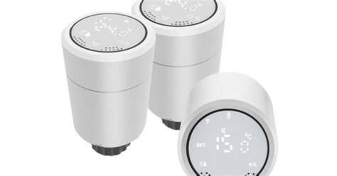 Ilustračná fotografia rôznych typov termostatických hlavíc a nástenných termostatov.