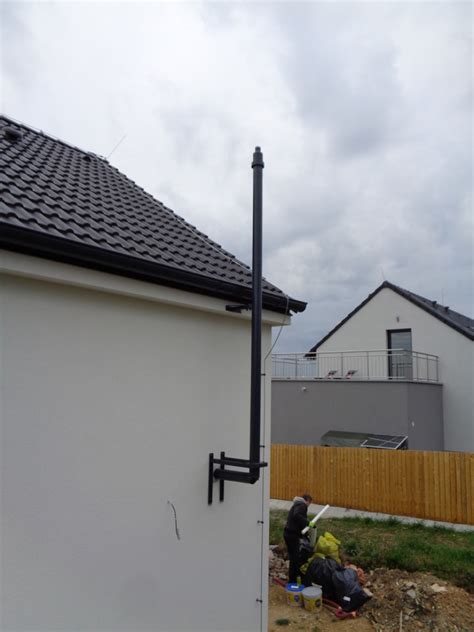 Detailnú schému pripojenia komína k plynovému kotlu.