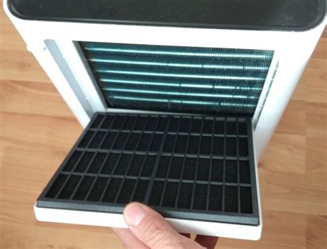 Detailná fotografia zásobníka na vôňu v odvlhčovači