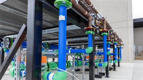 Detailné zobrazenie procesu zvárania potrubia Aquatherm