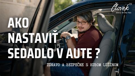 Tematické foto: Osoba si užíva vyhrievané sedadlo v aute počas zimy