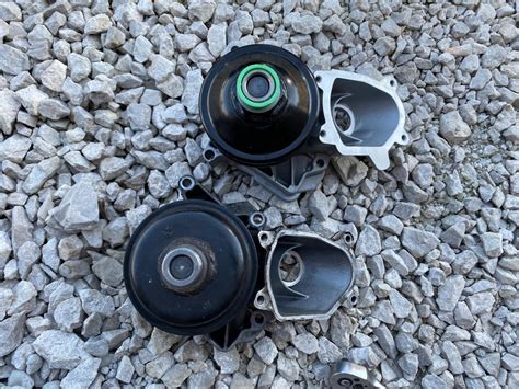 Porovnanie mechanickej a elektrickej vodnej pumpy