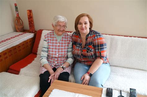 Tematické foto: rodina v príjemnom domácom prostredí