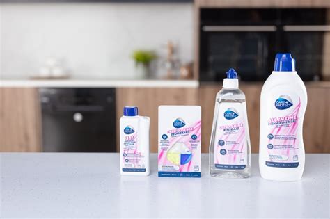 Kolekcia čistiacich prostriedkov Care+Protect pre domáce spotrebiče