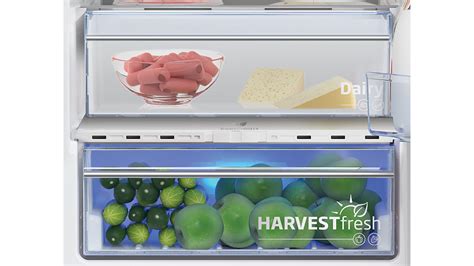 Detail zásuvky s technológiou HarvestFresh v chladničke Beko.