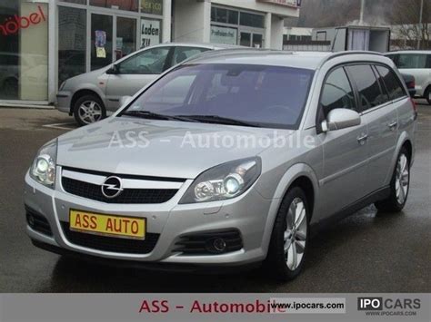Thematic photo of Opel Vectra Caravan 1.9 CDTI 2008
