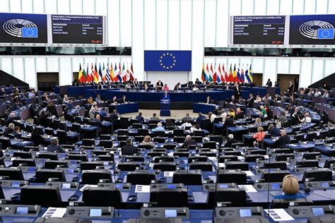 Ilustračná fotografia bruselskej mešity alebo európskeho parlamentu