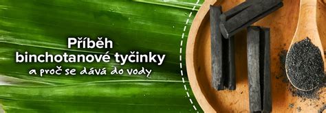 Binchotanové tyčinky vo vode a v karafách