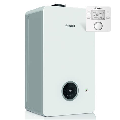 Detailný pohľad na predný panel kotla Bosch Condens GC2300iW s LCD displejom a ovládacími prvkami