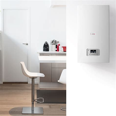 Detailný pohľad na závesný elektrokotol Protherm RAY 12 KE