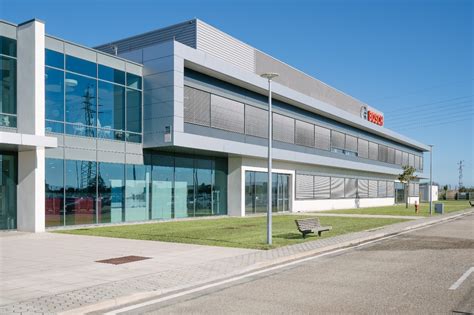 Interiér vývojového centra Protherm s modernými laboratóriami