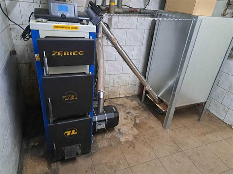 fotografia poškodeného deflektora v kotle