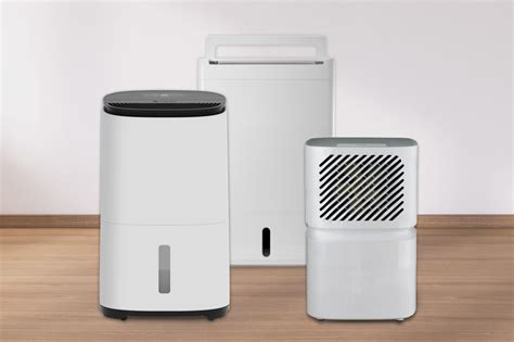 Produktová fotografia rôznych modelov odvlhčovačov vzduchu zoradených vedľa seba