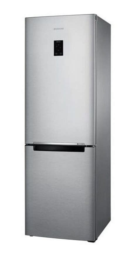 Interiér kombinovanej chladničky Samsung RB30J3215SA/EF s vysúvacou policou a Fresh Zone