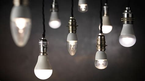 ikony symbolizujúce dlhú životnosť a ekologickosť LED žiarovky