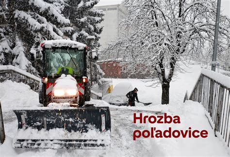 Infografika porovnávajúca náklady na odhŕňanie snehu a inštaláciu vyhrievanej príjazdovej cesty