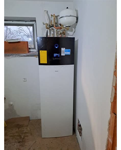 Ilustrácia systému tepelného čerpadla Daikin Altherma Hybrid.
