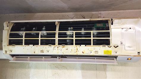 Infografika zobrazujúca bežné zdravotné problémy spôsobené nesprávnym používaním klimatizácie.