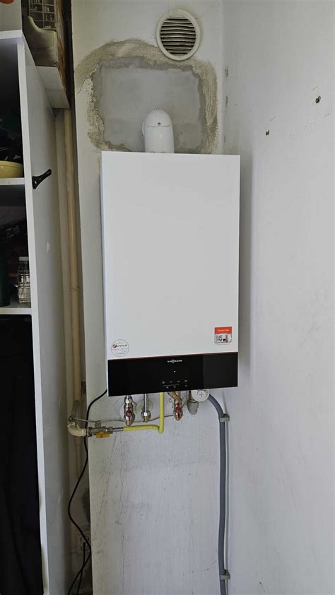 Fotografia nástenného kondenzačného kotla Viessmann Vitodens v interiéri