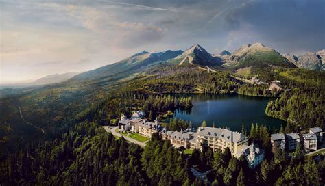 architektonický záber na Grand hotel Kempinski na Štrbskom plese