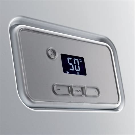 Detailný pohľad na ovládací panel kotla Protherm Gepard Condens s LCD displejom