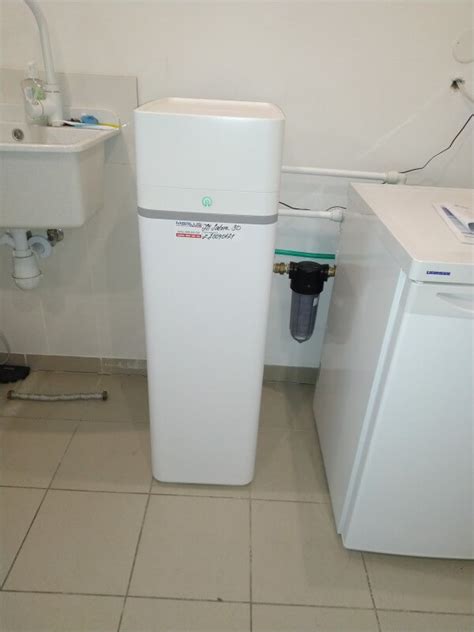 Detailný pohľad na proces demineralizácie vody pomocou iónomeničových živíc